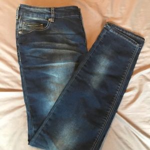 Buffalo mid rise stretch skinny jeans 33/31